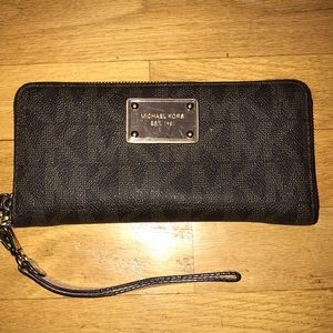 Vintage Michael Kors wallet